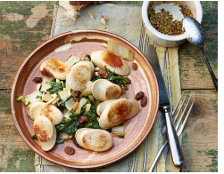 Kalbsbratwurst auf Krautstielen